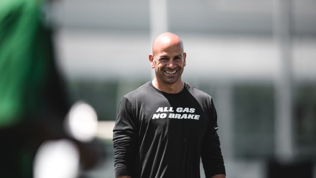 Jets HC Robert Saleh smiling